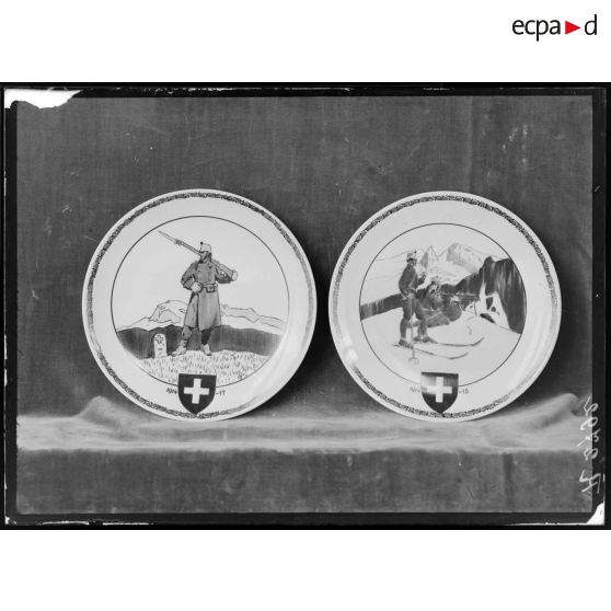 Paris. Musée Leblanc. Assiettes suisses. [légende d'origine]