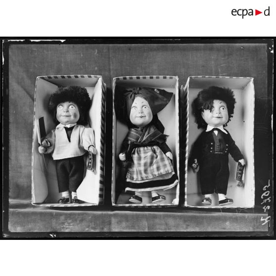 Paris. Musée Leblanc. Jouets français. [légende d'origine]