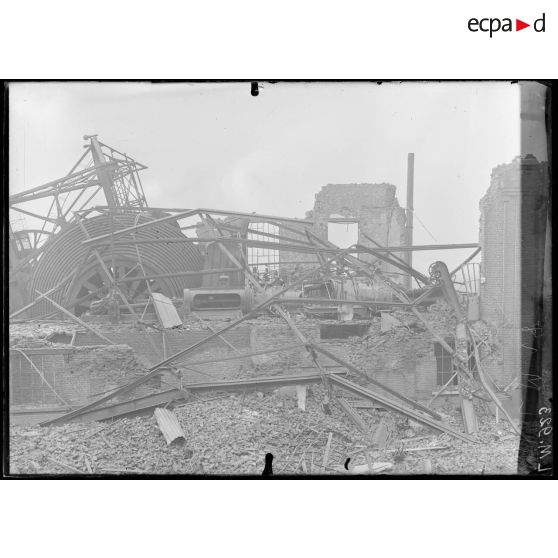 Azincourt, Nord, machines d'extraction. [légende d'origine]