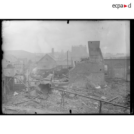 Azincourt, Nord, fosse Saint-Roch, machines d'extraction et ventilation. [légende d'origine]