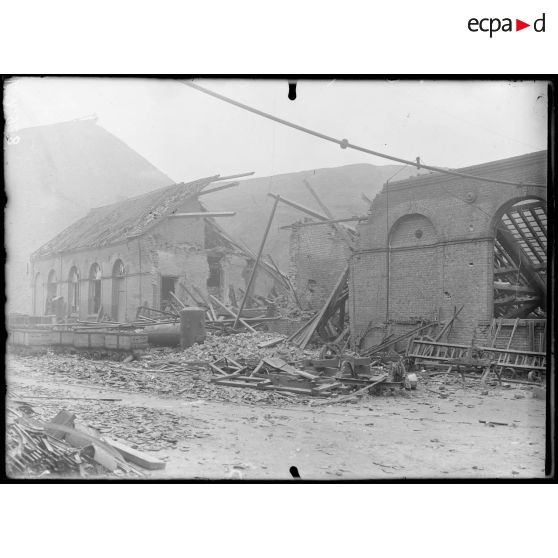 Azincourt, Nord, fosse Saint-Roch, atelier d'extraction. [légende d'origine]