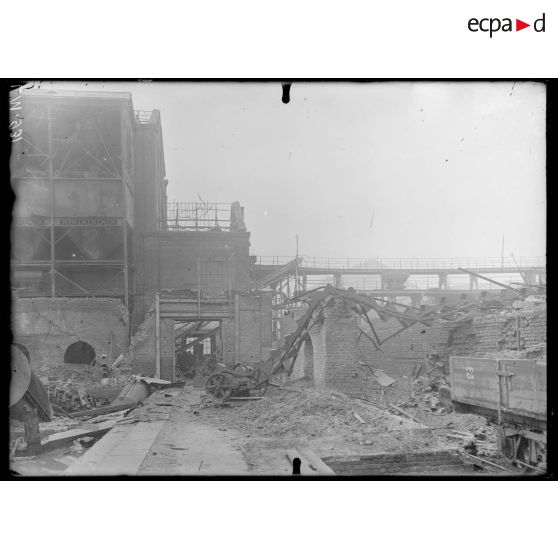 Azincourt, Nord, fosse Saint-Roch, lavoir nord, sous station de concassage. [légende d'origine]