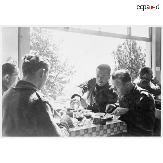 Repas de permissionnaires ou convalescents.