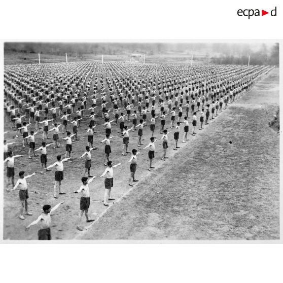 Mouvement d'ensemble des athlètes.