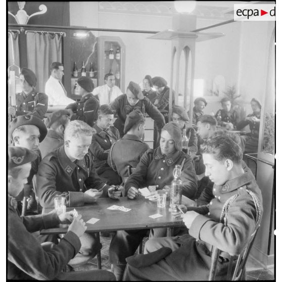 Le foyer du chasseur des 24e et 25e BCA.