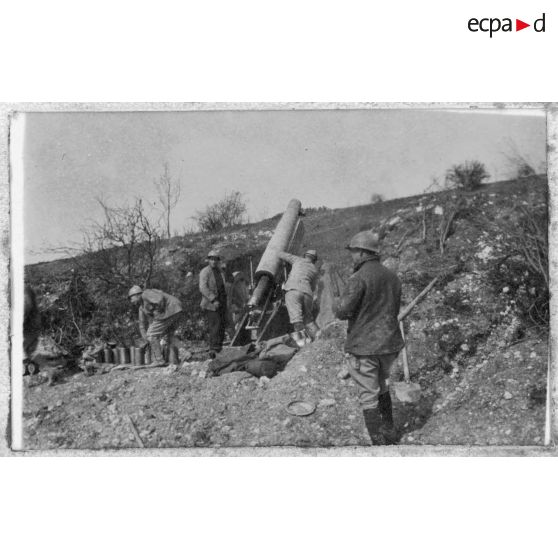 Tir sous un grand angle. [légende d'origine]<br>