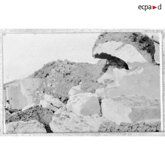 Une voûte en béton Froideterre. [légende d'origine]