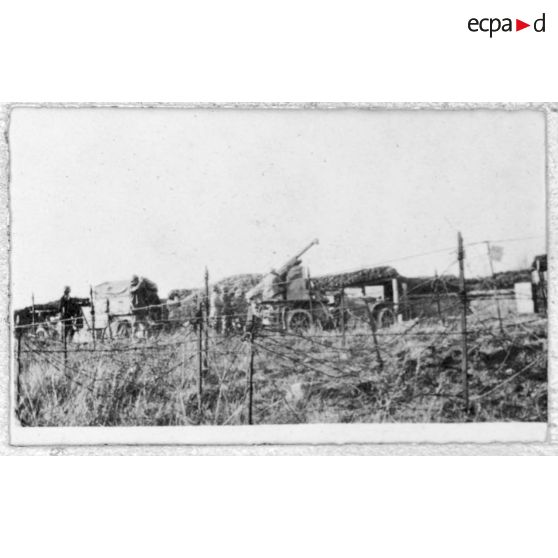 Auto canon contre avions. [légende d'origine]