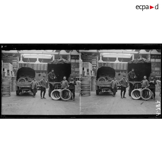 Paris. Réserve générale de l'Armée. Pneumatiques rue de la Tombe Issoire. [légende d'origine]