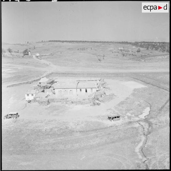 Le poste du 153e régiment d'infanterie mécanisé (153e RIM) à Aïn-Zana.