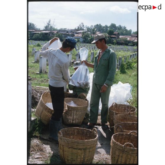Hô Chi Minh-Ville, octobre 1986. [légende d'origine]