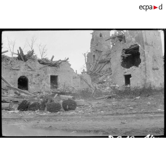 [Maisons en ruines].<br>