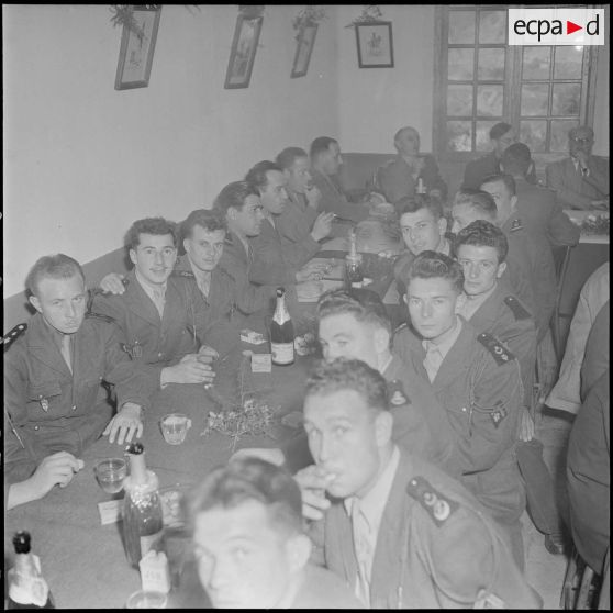 Réception à l'occasion de la fête de la Sainte-Cécile, patronne des musiciens et la musique de la garnison d'Alger.