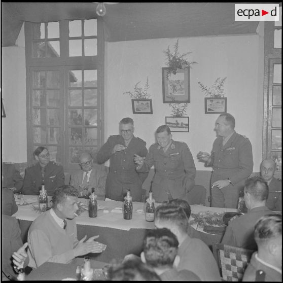 Réception à l'occasion de la fête de la Sainte-Cécile, patronne des musiciens et la musique de la garnison d'Alger.