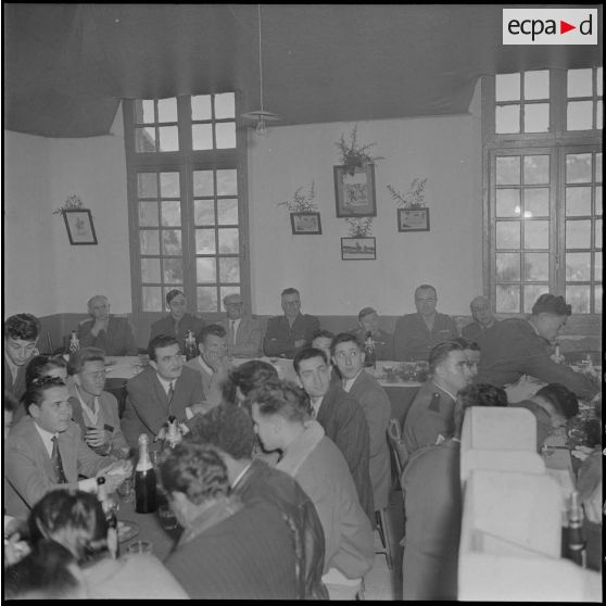 Réception à l'occasion de la fête de la Sainte-Cécile, patronne des musiciens et la musique de la garnison d'Alger.