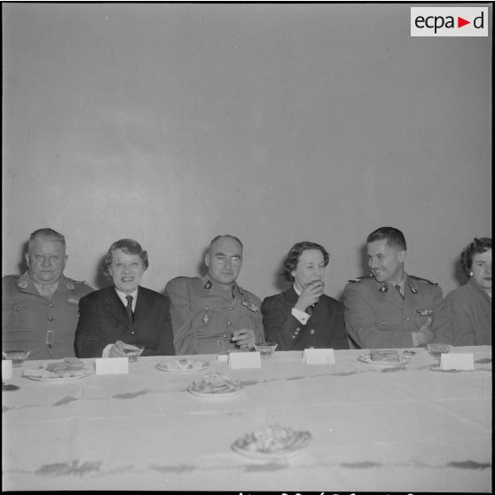 Banquet de l'amicale des sous-officiers de l'Etat-Major de la 10e RM (région militaire) à l'occasion des voeux du Nouvel An.