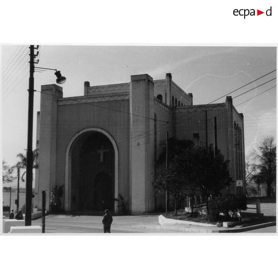 L'église du sacré Coeur de Jésus de Maison-Carrée. [légende d'origine]