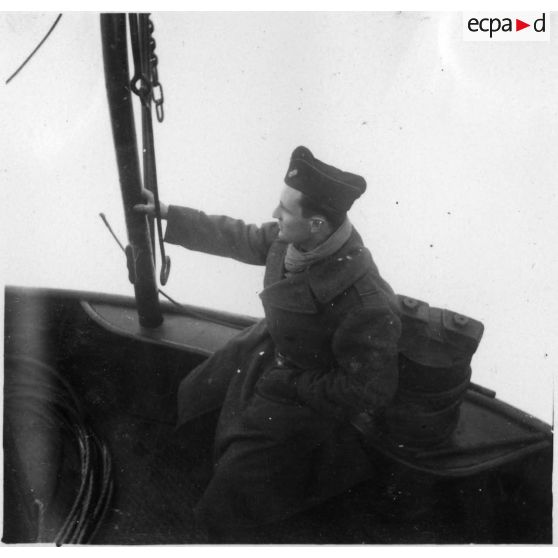 A Strasbourg et au bord du Rhin. [légende d'origine]