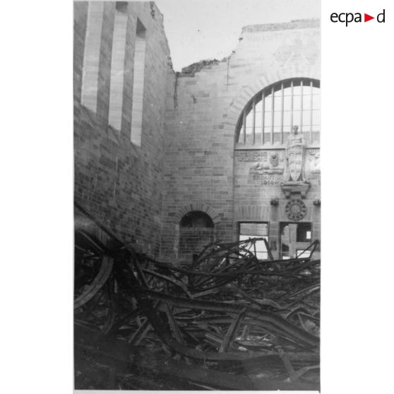 Stuttgart : prise de la ville et défilé. [légende d'origine]