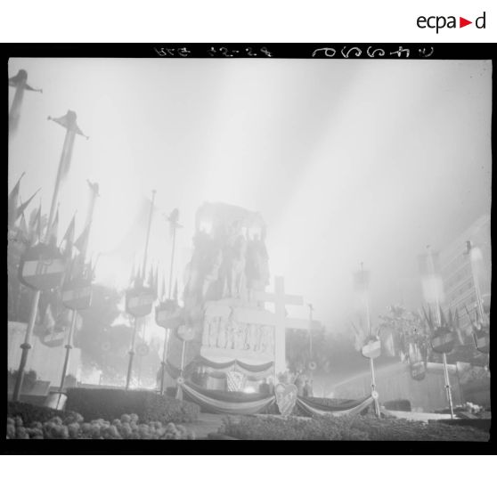 Monument aux morts, à Alger.