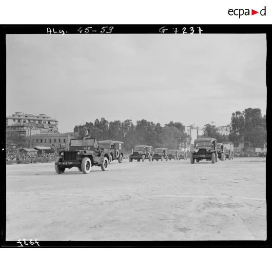 Défilé de camions.