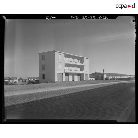 Bâtiment du service des essences à Alger.
