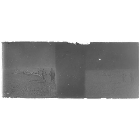 [Capotage de biplan].