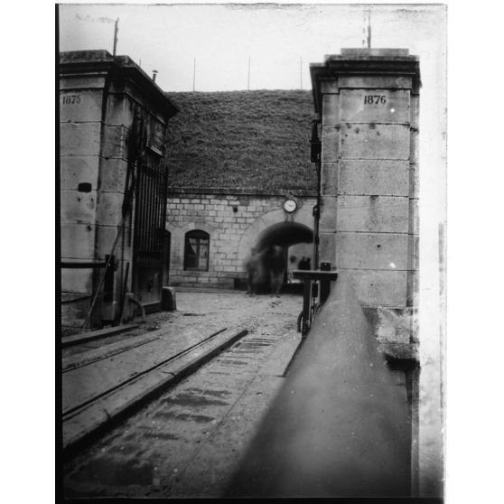 [Fort des Paroches en ruines].