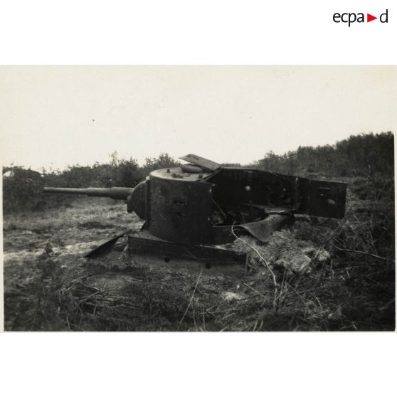 [Un blindé léger T26 de l'Armée rouge (vue de l’arrière)].
