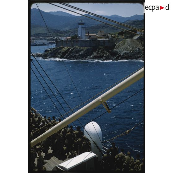 La passe de Port-Vendres, le 31 mai 1959. [légende d'origine]