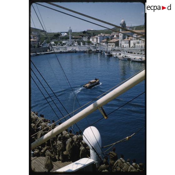 Port-Vendres, 31 mai 1959. [légende d'origine]