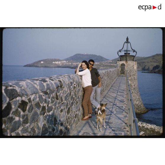 Collioure, le 1er juin 1959. [légende d'origine]