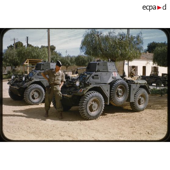 1957 Palikao arrivée des Ferrets (2). [légende d'origine]