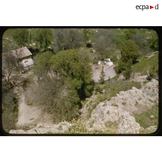 L'usine électrique de la Mina à 10 km de Tiaret. [légende d'origine]<br>