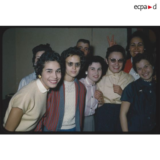 [Soirée au mess du 3/12e RD à Dominique-Luciani].