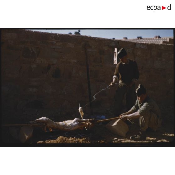 [Méchoui de la Saint-Georges à Mékalis pour le 3/12e RD].