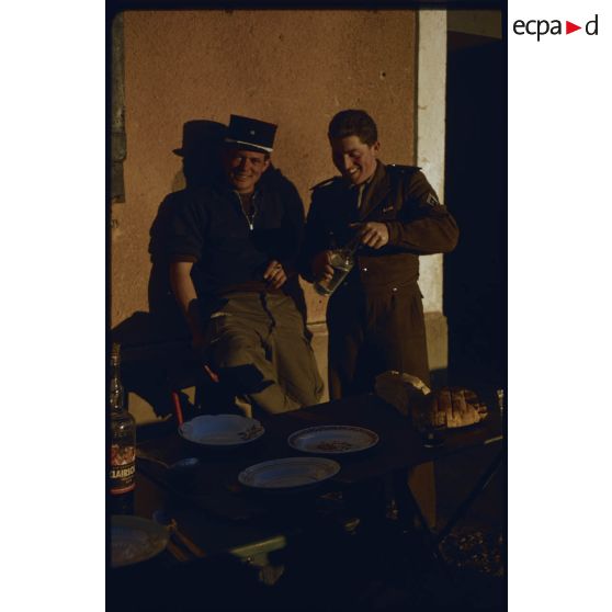 [Méchoui de la Saint-Georges à Mékalis pour le 3/12e RD].