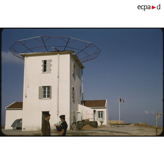 [Rencontre avec Pierre Barrière affecté à une station radar dans les environs de Mostaganem].