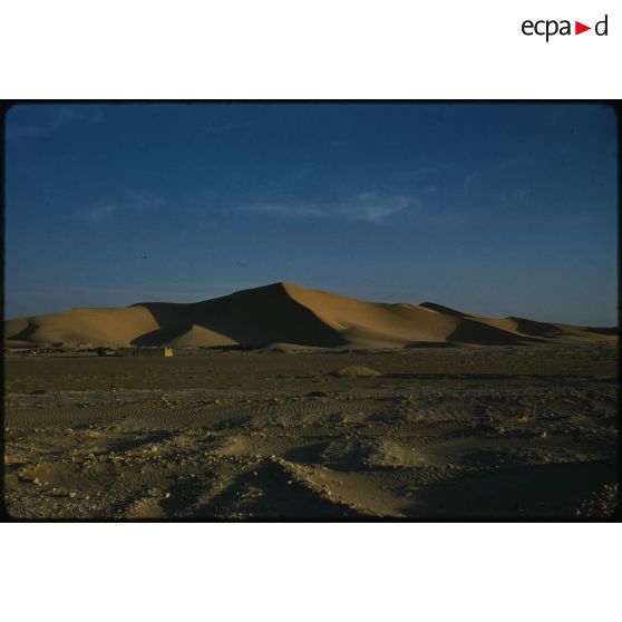 [Paysage désertique].