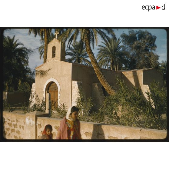 [Chapelle du village d’El Meniâa