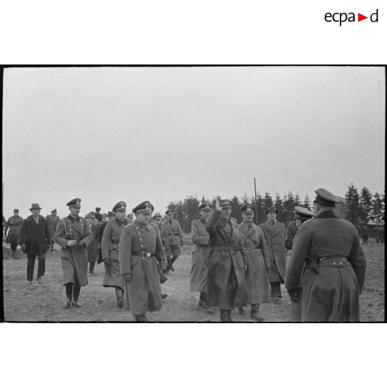 Le ministre Fritz Todt en visite sur la Ligne Siegfried.