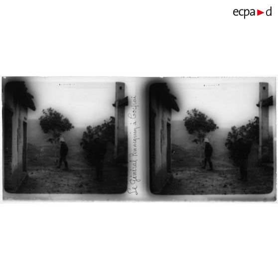 Le général Pennequin à Coc Pai. [légende d'origine]<br>