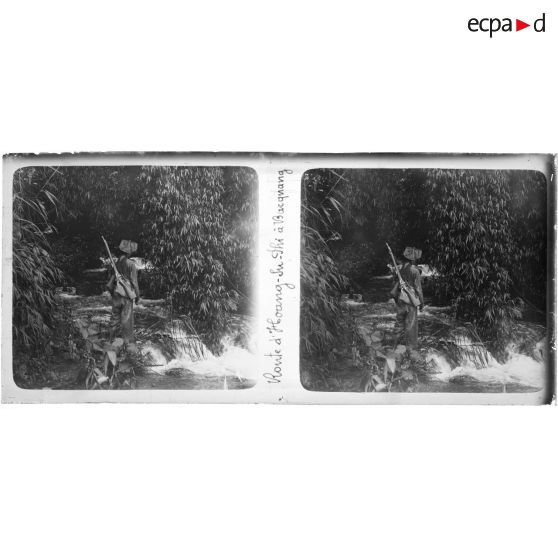 Route d'Hoang Su Phi à Bacquang. [légende d'origine]<br>