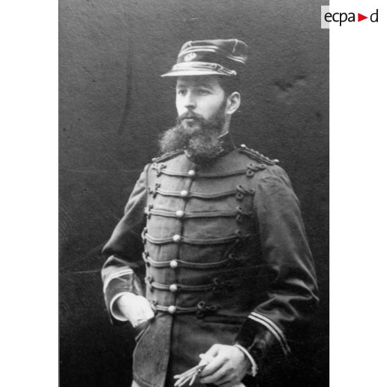 [Portrait du lieutenant Louis Vaillant âgé de 26 ans en mars 1902].