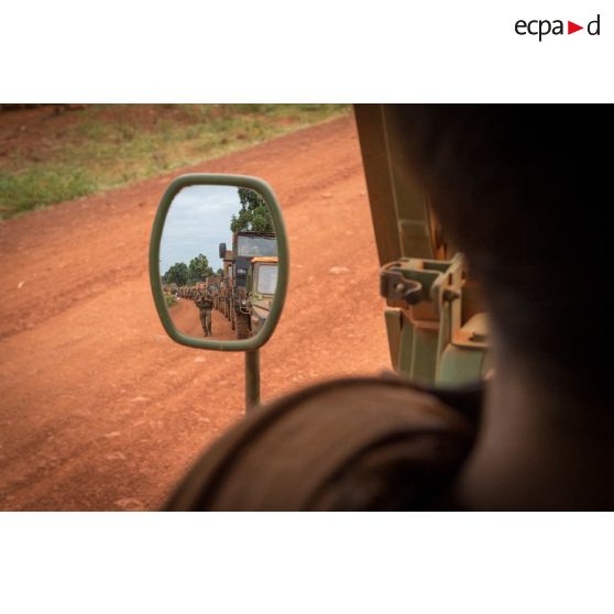 Convoi du DETLOG (détachement logistique) lors du retour d'une mission de ravitaillement de la POD (plateforme opérationnelle défense) de Bambari vers Bangui.