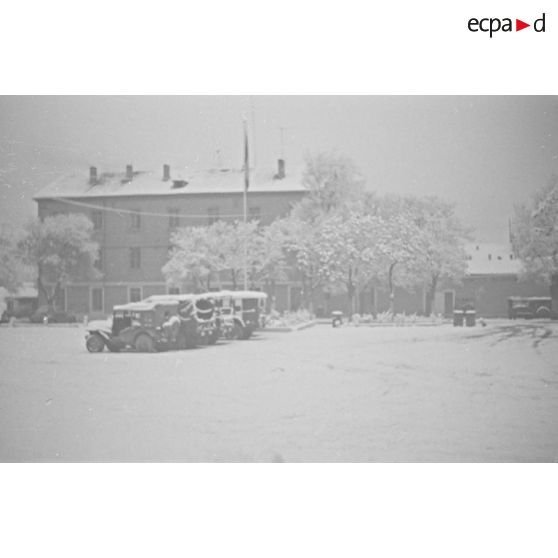 Batna sous la neige. [légende d'origine]