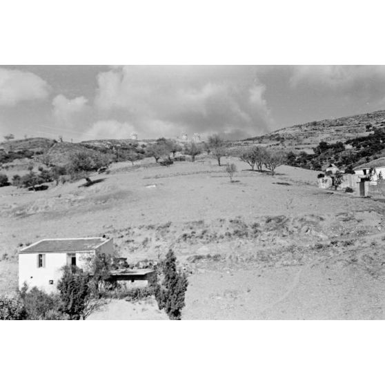 Les moulins à vent sur les hauteurs de Xidas (Crète).