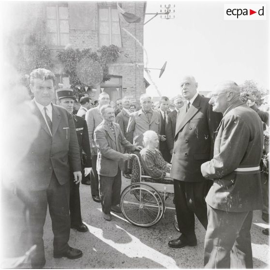 [Visite du général de Gaulle dans une ville française, 1958-1969.]