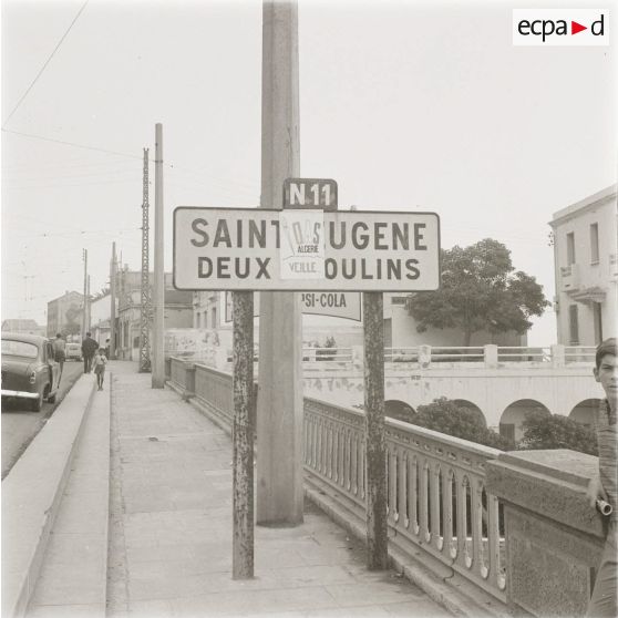 [Algérie, Saint Eugène, quartier des Deux Moulins, 1961-1962.]