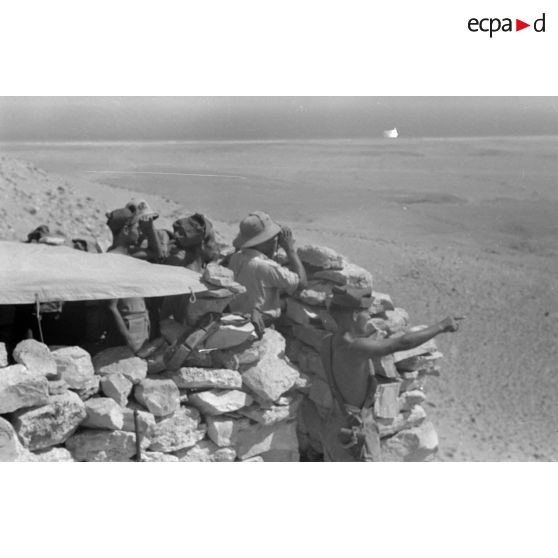 Poste de commandement en zone avancée d'une batterie de 7,5 cm (II.Batt. Art. Begt. II Celere.)